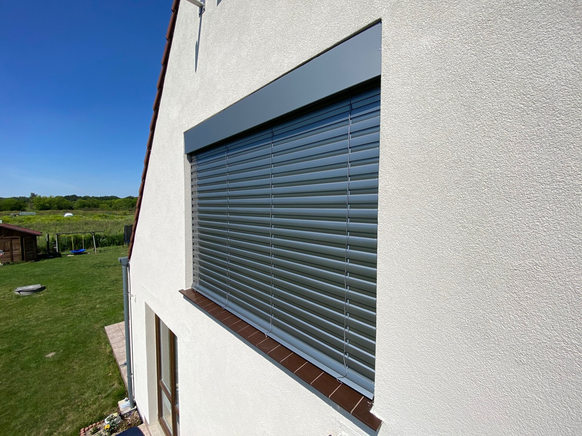 ŻALUZJE FASADOWE