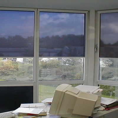 roleta-z-folii-refleksyjnej-AROL